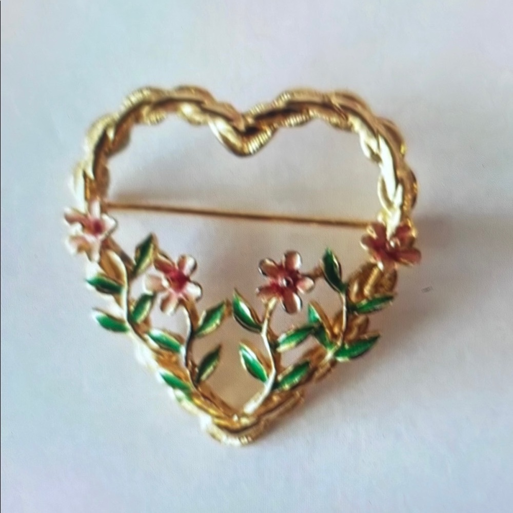 Gold Heart Floral Brooch
